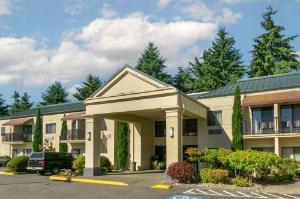 Best Western Plus Plaza by the Green, Kent
