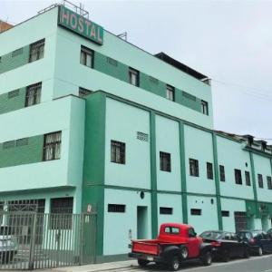 Hostal Carlos Tenaud