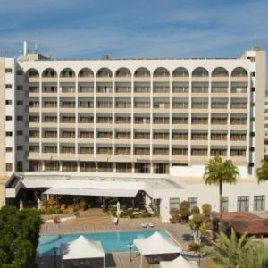 Ajax Hotel