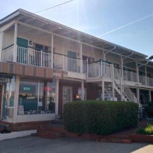 Wayfarer Motel