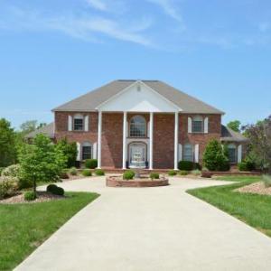 Hotels near Fort Leonard Wood - Lafayette Manor Bed & Breakfast