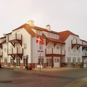 Hotels near Den Runde Pavillon Bronderslev - Strandhotellet