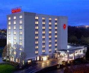 Sheraton Pittsburgh Airport Hotel, Coraopolis