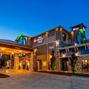 Best Western Plus Emerald Inn & Suites