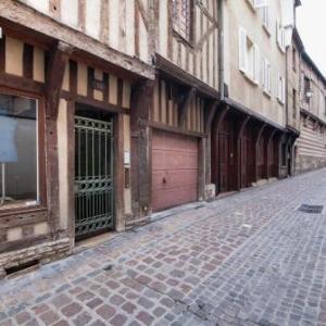 Appartement charmant à Troyes avec cour intérieure clôturée - 50 m²