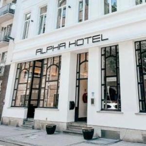 Alpha Hotel