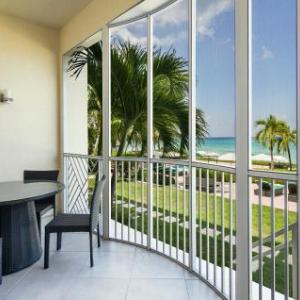 Beachfront 2Br Walk-Out King Pool Ocean View