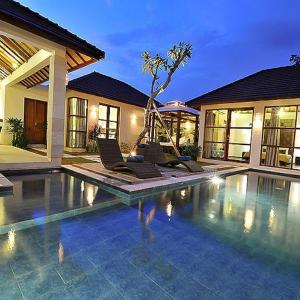 Arama Riverside Villas