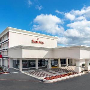 Ramada by Wyndham Texarkana