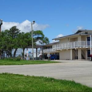 Travelers Inn Topeka