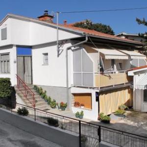 Apartments with a parking space Selce Crikvenica - 5495