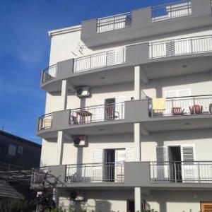 Apartments with parking space Podstrana Split - 6072