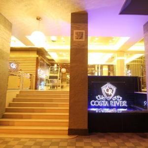 Hotel Costa River