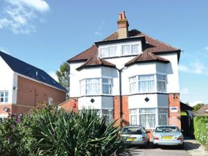 Carmel Serviced Rooms, Southampton
