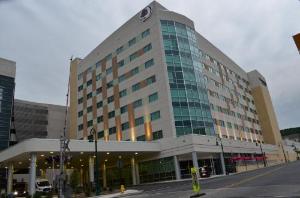 DoubleTree by Hilton Hotel Reading, Reading