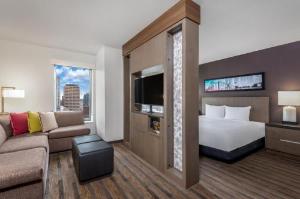Hyatt House Denver/Downtown hotel near Colorado Convention Center