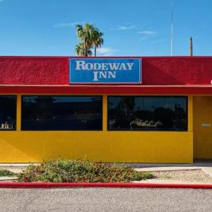 Hotels near Scottsdale Center for the Performing Arts - Rodeway Inn Old Town Scottsdale