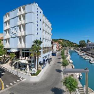 Vitrifrigo Arena Pesaro Hotels - Hotel Majorca