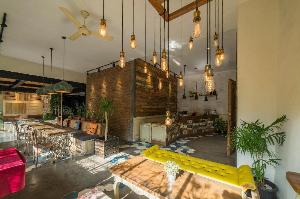 Summerbird Bed and Brasserie, Bandung