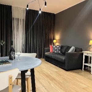 Nice Studio by the River Walonska 15 SPA - GYM - SAUNA - JACUZZI