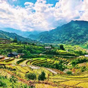 Sapa Sunlit Homestay & Travel