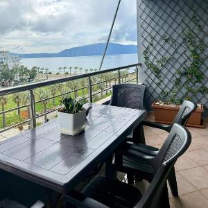 Flos Apartament