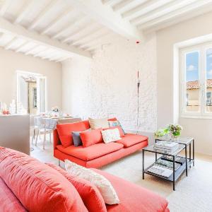 The White Penthouse