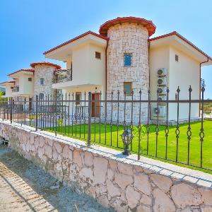 Kuytu Kas Homes