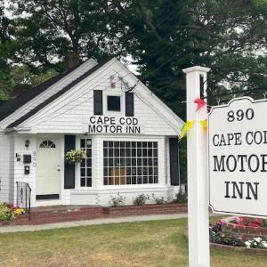 Cape Cod Motor Inn