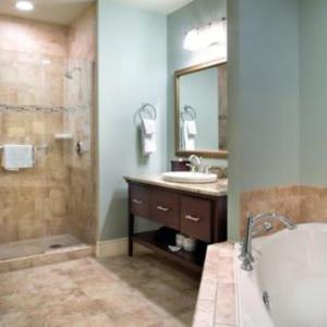 Wyndham National Harbor 3BR Apartment with Resort Access