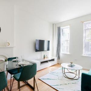Contemporary 1 Bedroom Apartment in NYC