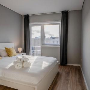 3BR Flat by Casa da Música Central Sleeps 6 2D