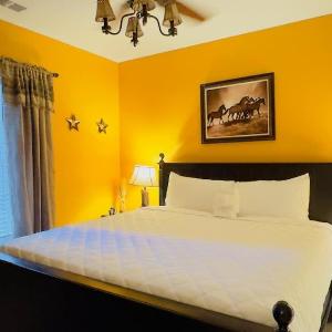 Lovely First floor 2BR condo