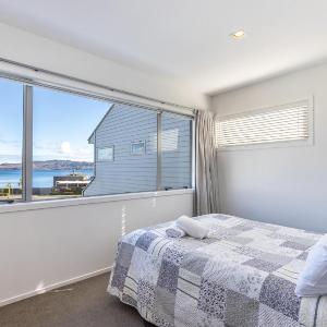 Modern two bedroom apartment great location
