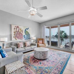 Harborview Grande Unit 207