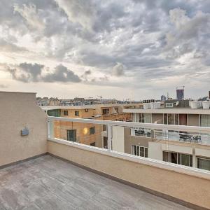 Mercury Penthouse Suite - Sliema Centre - By Haven & Keys Malta