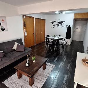 Centric Loc - Sleeps 5 - Balcony - High Speed WiFi