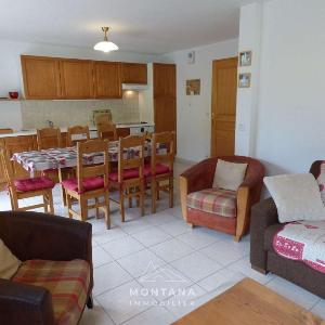 Appartement spacieux 4 pièces pour 6-8 personnes avec terrasse au Grand-Bornand - FR-1-458-239