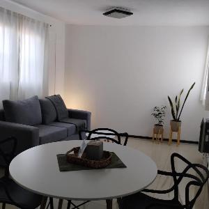 Luminoso y moderno departamento con cochera en la Ciudad de Mendoza