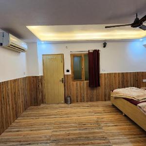 HOTEL ASHOKA