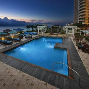 Marriott's BeachPlace Towers 2BR Apartment with Resort Access