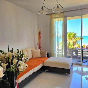 Beachfront & Sea View Apartment