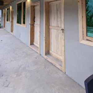 MUD ROOMS by MANOKUR- E- BASA