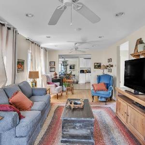 Home Port - Spacious Retreat in Prime Location home