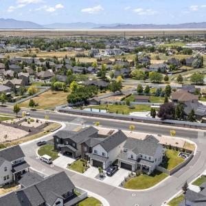 Cherry Hill stay and play near lagoon