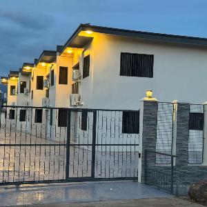 Airport Ace Villas