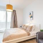 Modern 2-room flat with terrace 