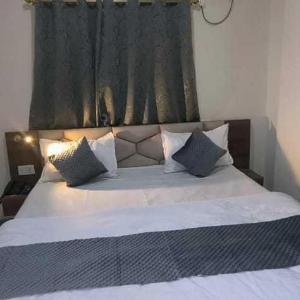 Townhouse Oak Townhouse Oak Kumhrar Archeological Park Hotel K