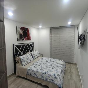 Apartaestudio amoblado Edificio Avanzzare T2-301
