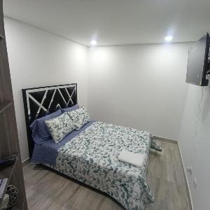 Apartaestudio amoblado Edificio Avanzzare T2-202